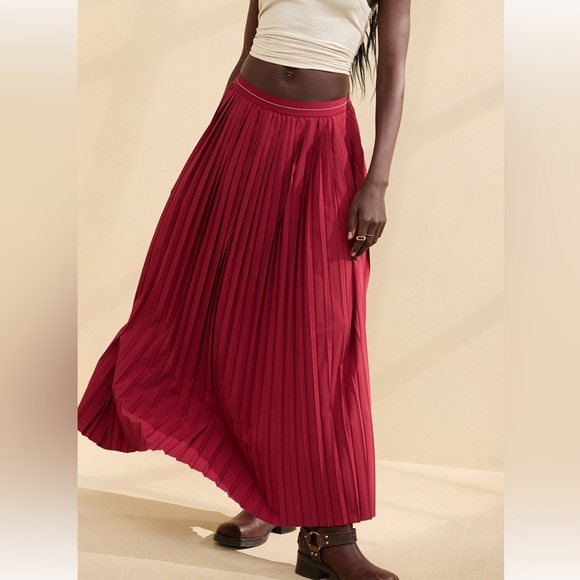 aerie Dresses & Skirts - 2️⃣for$50 NWT Aerie cherry tart balletcore maxi pleated skirt small SOLDOUT